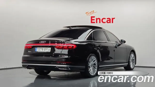 Audi A8 2021 thumb 2