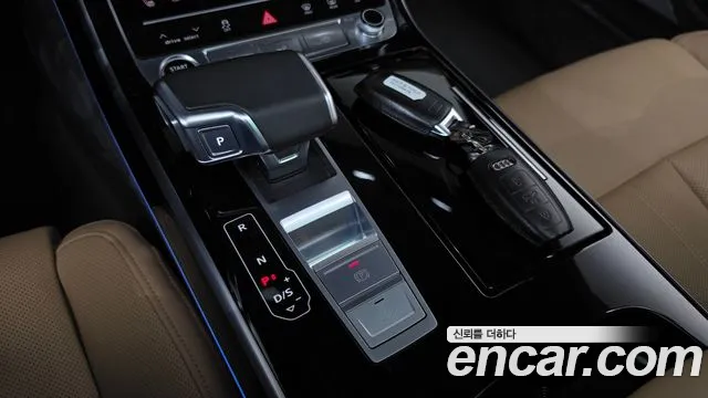 Audi A8 2021 thumb 9