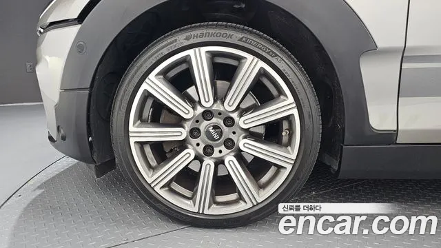 MINI Clubman 2020 thumb 5