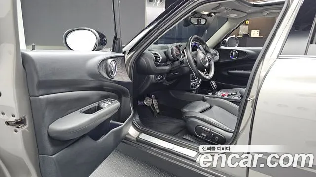 MINI Clubman 2020 thumb 10