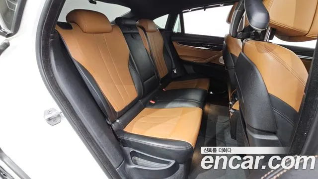 BMW X6 2015 thumb 12