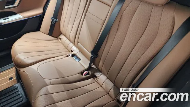 Mercedes-Benz E-Класс 2026 thumb 11