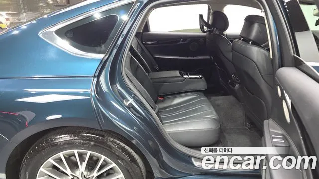 Genesis G80 2021 thumb 11