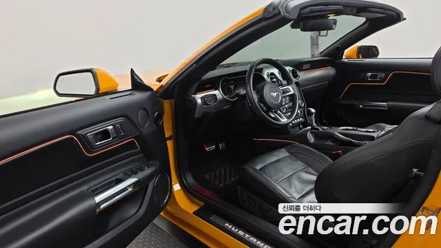 Ford Mustang Mach-E 2022 thumb 9