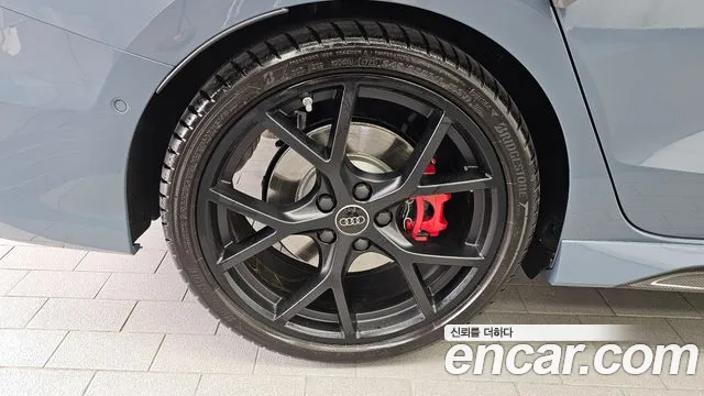 Audi RS3 2026 thumb 5