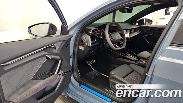 Audi RS3 2026 thumb 10