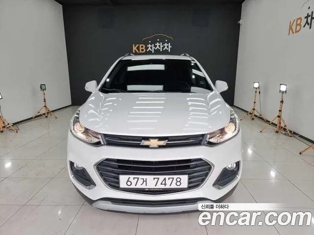 ChevroletGMDaewoo Tracker 2017 thumb 3
