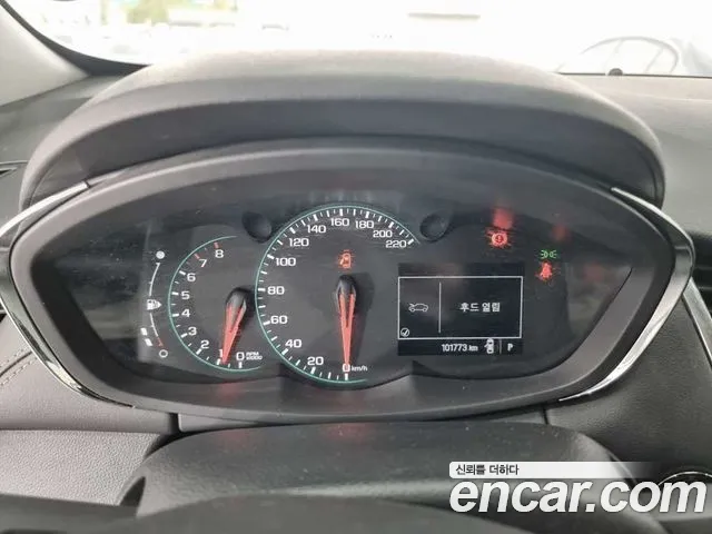 ChevroletGMDaewoo Tracker 2017 thumb 7