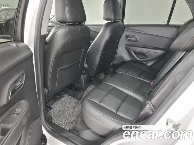 ChevroletGMDaewoo Tracker 2017 thumb 10