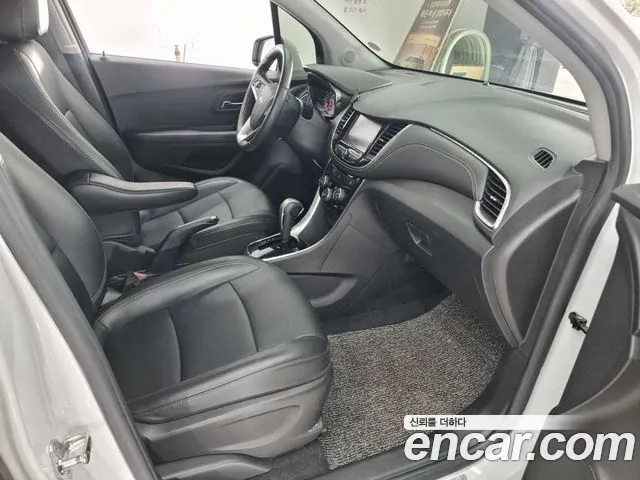 ChevroletGMDaewoo Tracker 2017 thumb 12