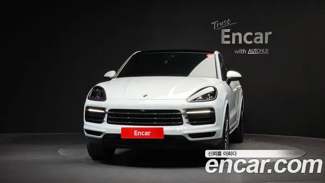Porsche Cayenne 2021 thumb 3