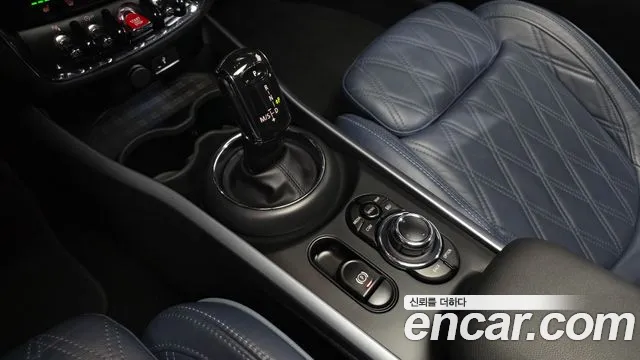 MINI Clubman 2022 thumb 8
