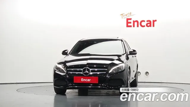 Mercedes-Benz C-Класс 2017 thumb 3
