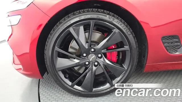 Genesis G70 2022 thumb 5