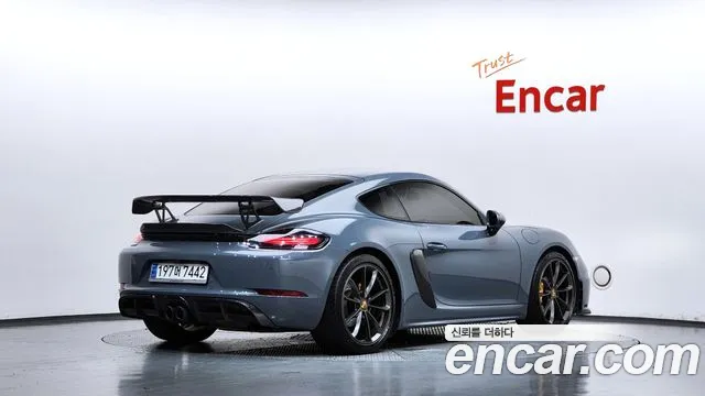 Porsche Cayman 2018 thumb 2
