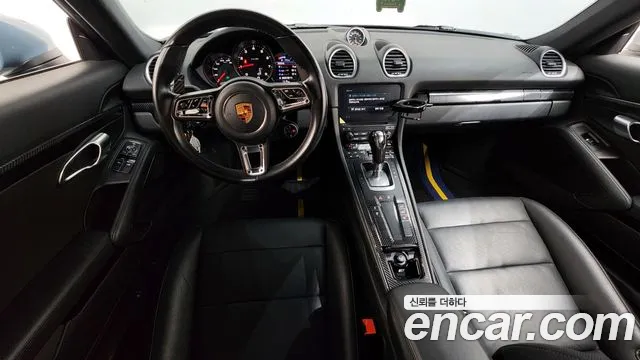 Porsche Cayman 2018 thumb 7