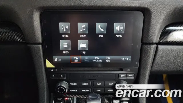 Porsche Cayman 2018 thumb 12