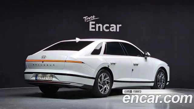 Hyundai Grandeur 2023 thumb 2
