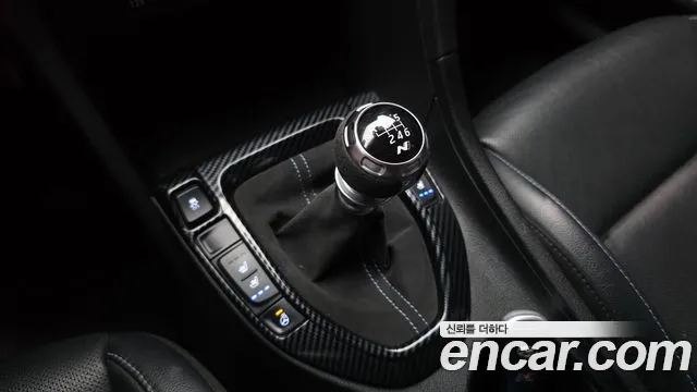 Hyundai Veloster 2018 thumb 9