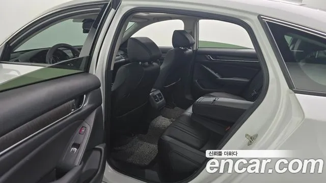 Honda Accord 2019 thumb 12