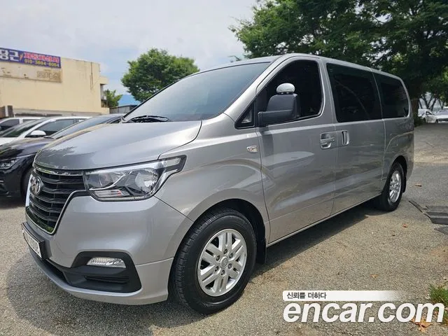 Hyundai Starex 2020 thumb 2