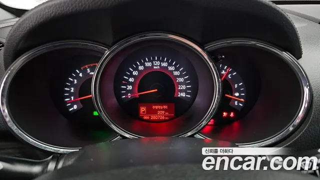 Kia Sorento 2010 thumb 8