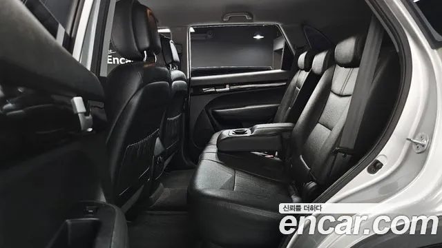 Kia Sorento 2010 thumb 12