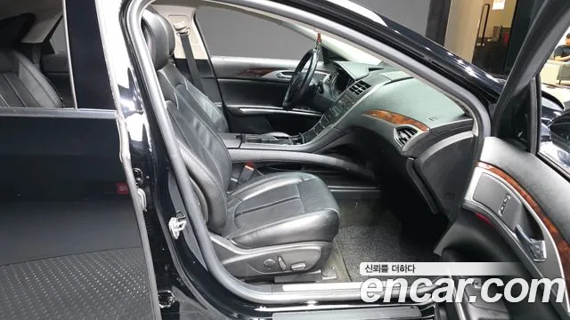 Lincoln MKZ 2016 thumb 11