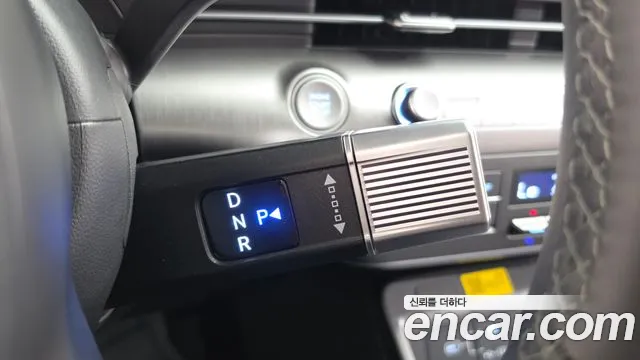 Hyundai Kona 2025 thumb 9