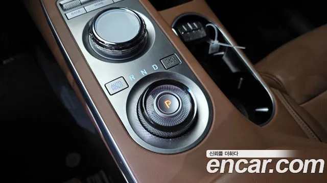 Genesis GV70 2024 thumb 9