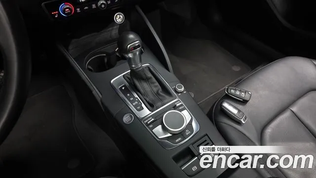 Audi A3 2020 thumb 8