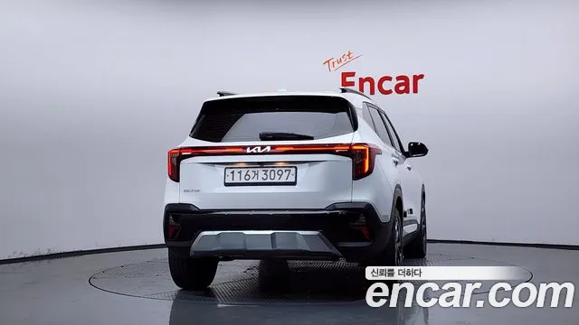 Kia Seltos 2022 thumb 4