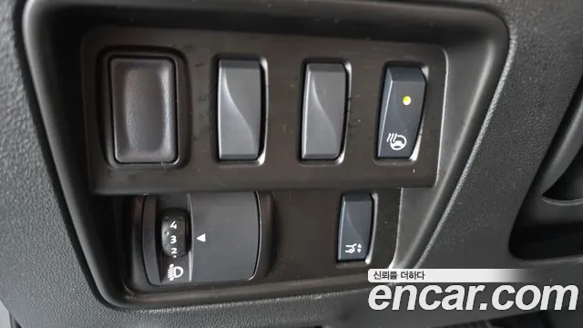 Renault-KoreaSamsung Koleos 2024 thumb 12