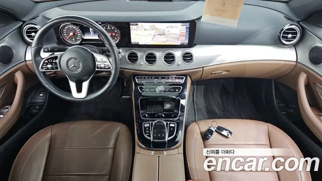 Mercedes-Benz E-Класс 2019 thumb 7