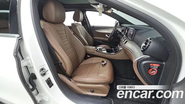 Mercedes-Benz E-Класс 2019 thumb 11