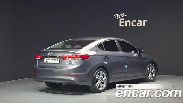 Hyundai Avante 2018 thumb 2