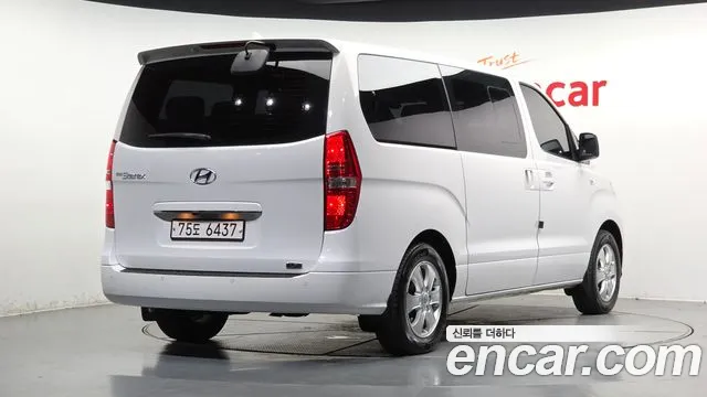 Hyundai Starex 2019 thumb 2