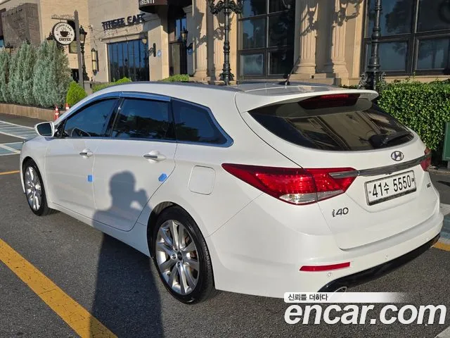 Hyundai i40 2013 thumb 2