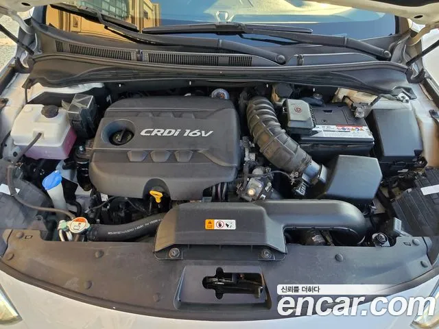 Hyundai i40 2013 thumb 6