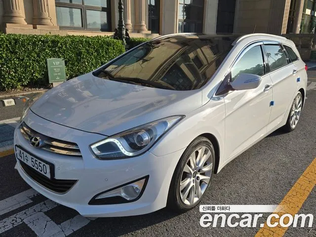 Hyundai i40 2013 thumb 11