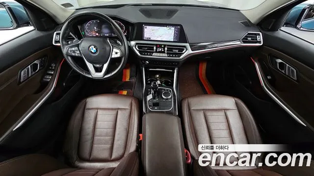BMW 3-Series 2021 thumb 7