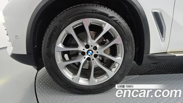 BMW X5 2020 thumb 4