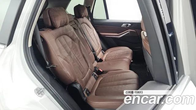 BMW X5 2020 thumb 10