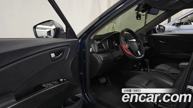 KG_Mobility_Ssangyong TIBOLI 2017 thumb 10