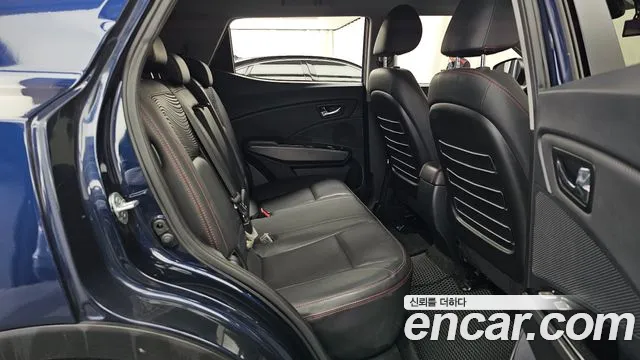 KG_Mobility_Ssangyong TIBOLI 2017 thumb 12