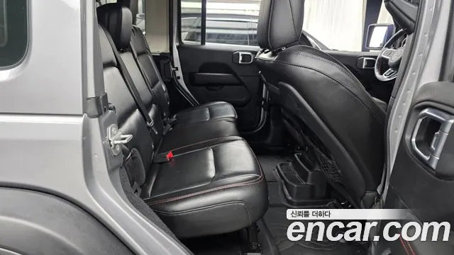 Jeep Wrangler 2021 thumb 11
