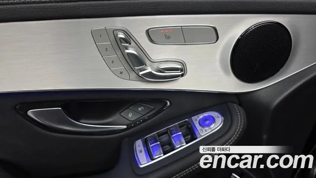 Mercedes-Benz GLC 2020 thumb 11