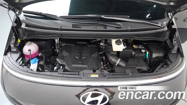 Hyundai Staria 2026 thumb 6