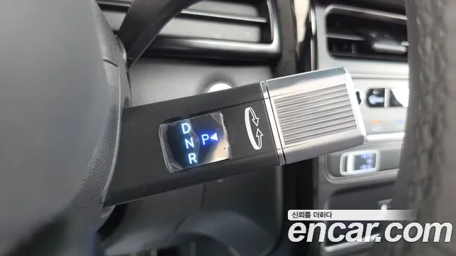 Hyundai Staria 2026 thumb 9