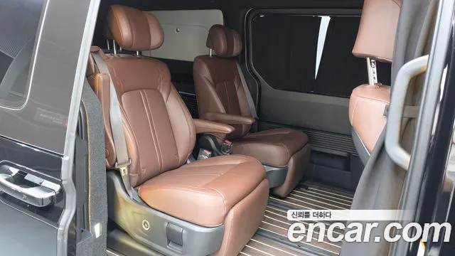 Hyundai Staria 2026 thumb 11